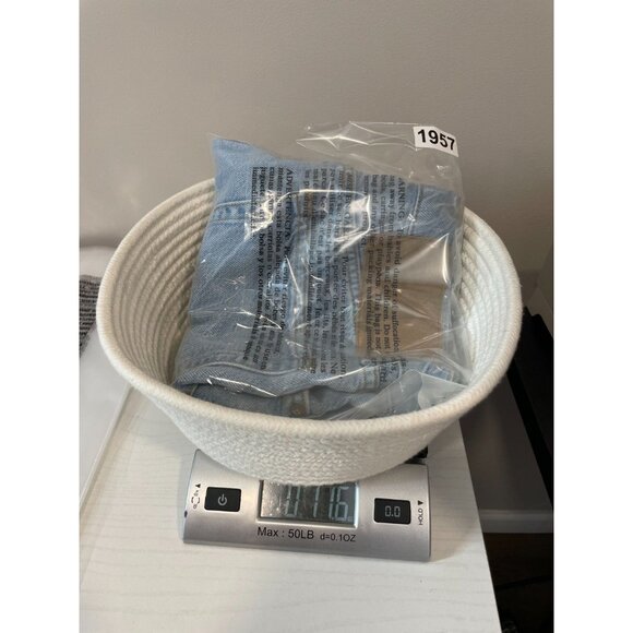 Rag & Bone 4" Maya High-Rise Denim Shorts Size 26 Light Wash Women's Casual - Picture 10 of 10